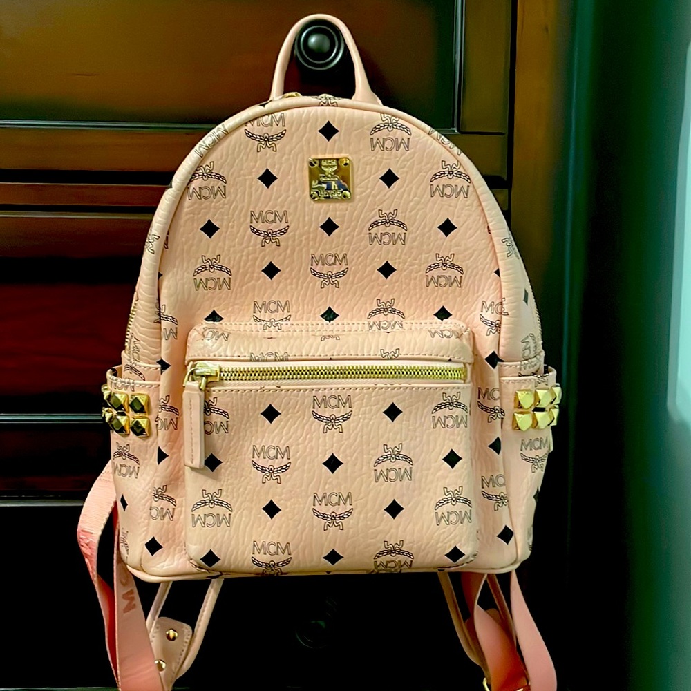COPY - COPY - COPY - MCM Small pink backpack
